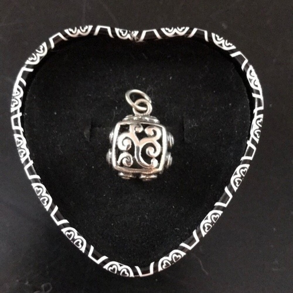 New Vintage Sterling Silver Filigree Puffed Square Pendant New Old Stock